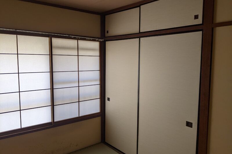 襖張替え